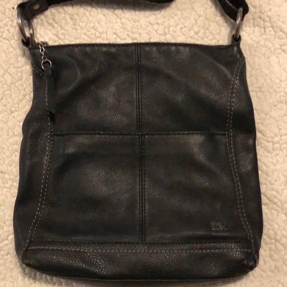 The Sak Handbags - Medium size black leather purse 👜